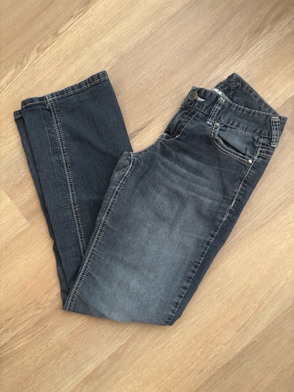 Maurices Bootcut Jeans Women's Size 3/4 Reg Dark Wash Contrast Stitch